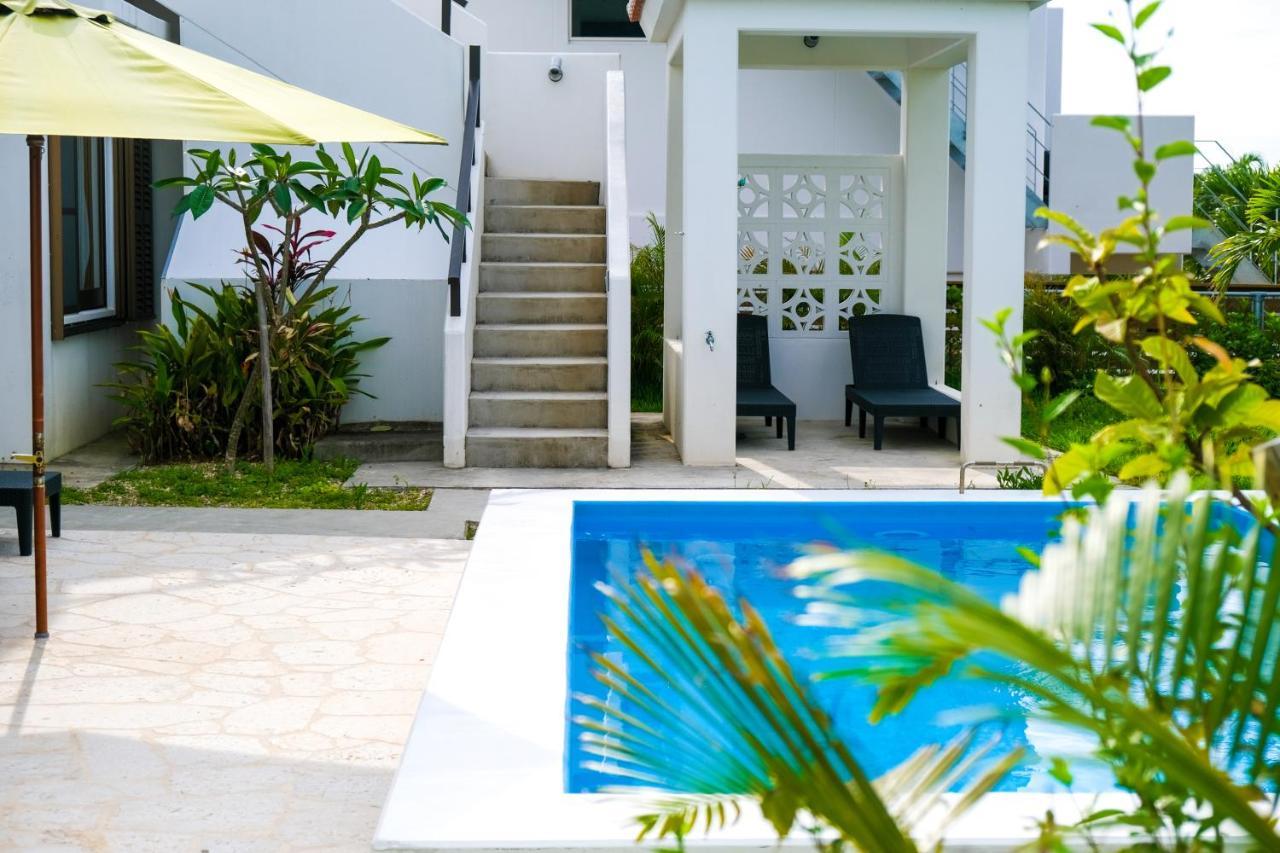 Blue Ocean Resort Ishigaki  Exteriör bild