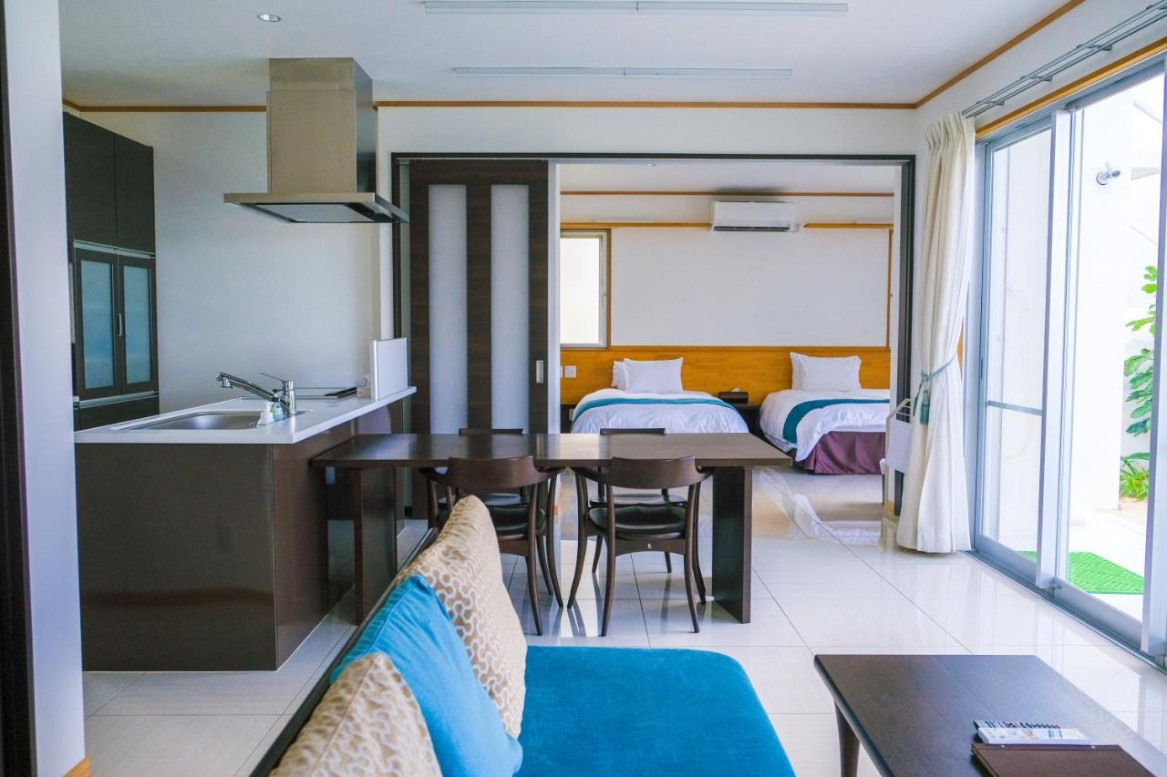 Blue Ocean Resort Ishigaki  Exteriör bild